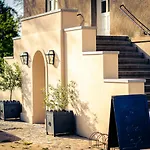 Hotel Gutshaus Volzrade & In Elbnaehe