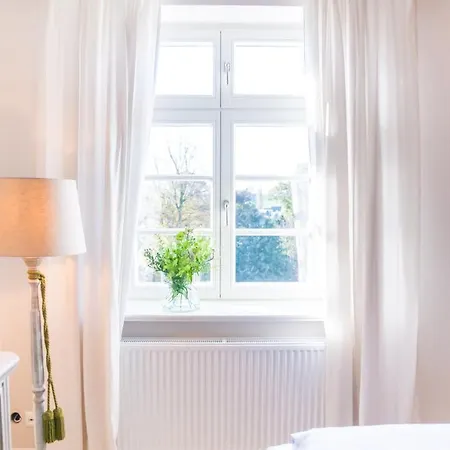 Gutshaus Volzrade & In Elbnaehe Hotel Lubtheen